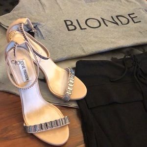 FINAL PRICE Steve Madden heels ! eye catching